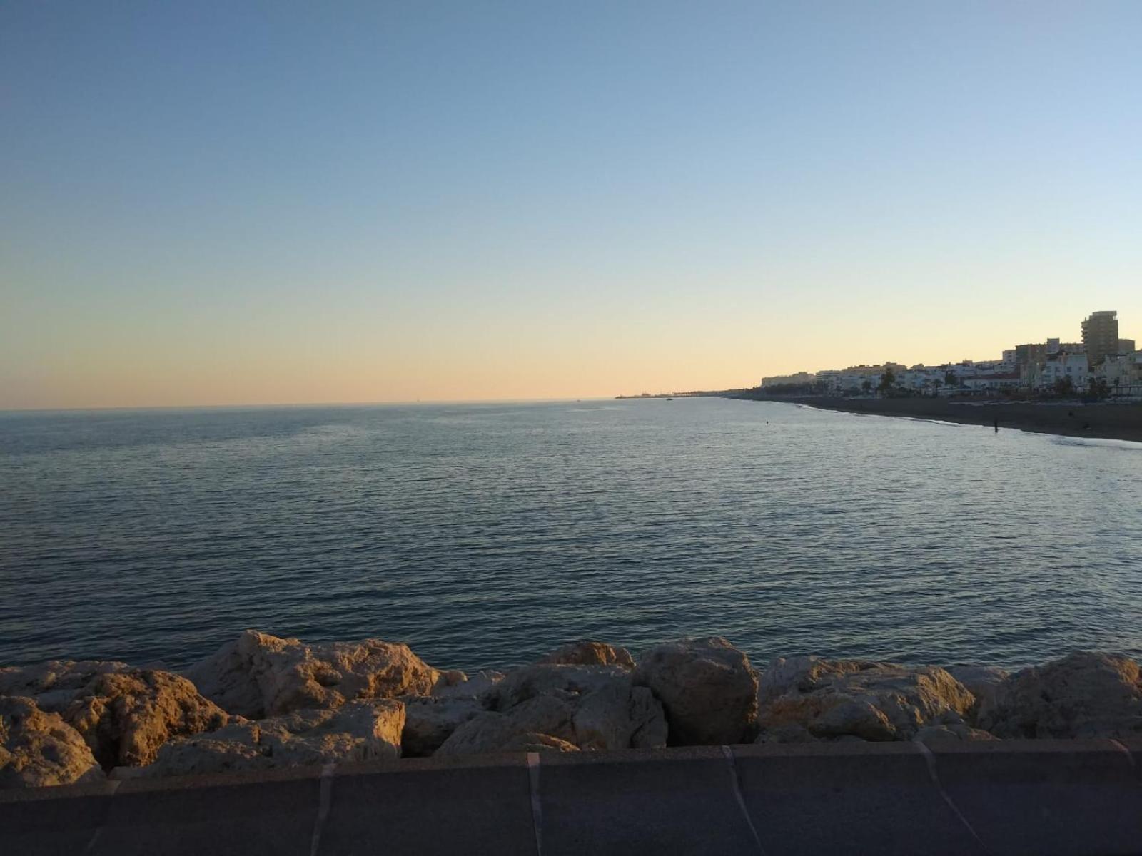 Nuevo Roca Chica, Primera Linea Playa,ตอร์เรโมลิโนส ภายนอก รูปภาพ