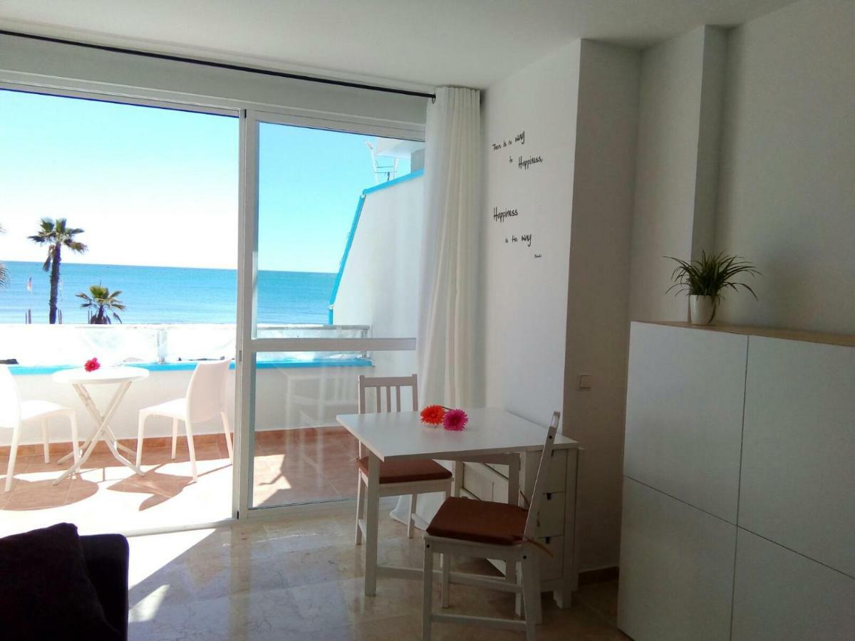 Nuevo Roca Chica, Primera Linea Playa,ตอร์เรโมลิโนส ภายนอก รูปภาพ